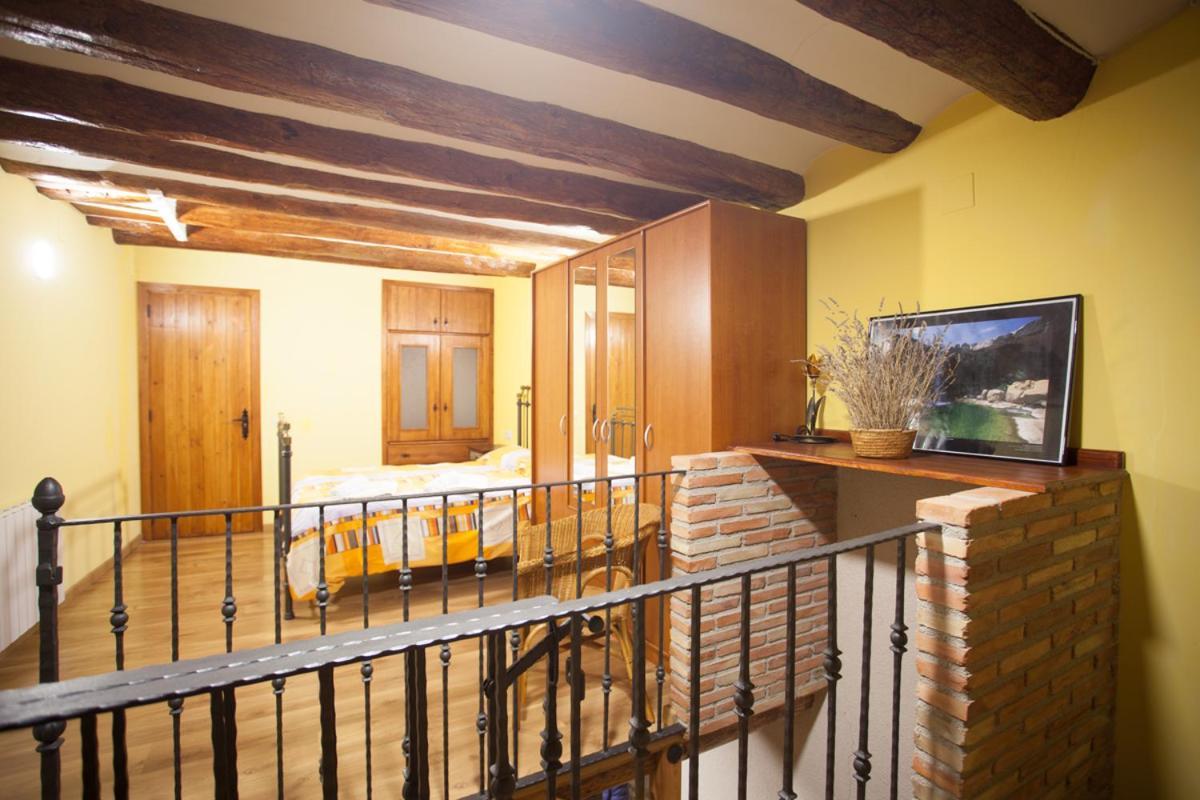 Casa Carranclanc Apartment Peñarroya de Tastavins Exterior foto